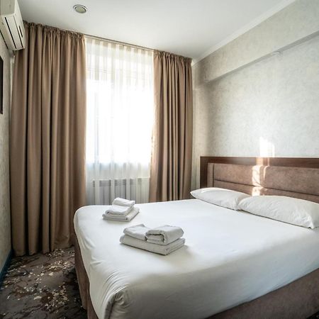 Hotel Mildom Express Almaty Exterior foto